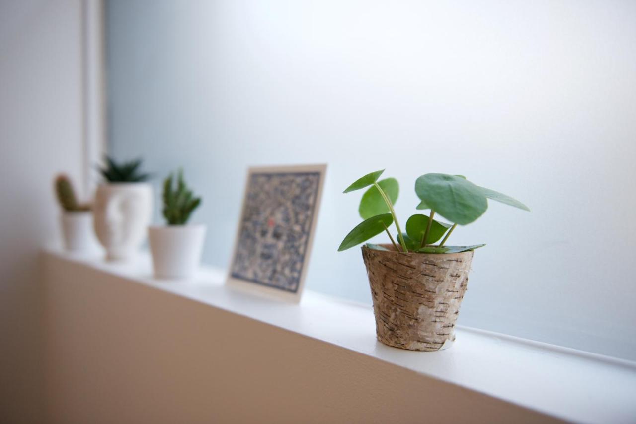 Charming Parisian Apartment With Air Conditioning - Climatisation & 2 Bedrooms - Batignolles باريس المظهر الخارجي الصورة